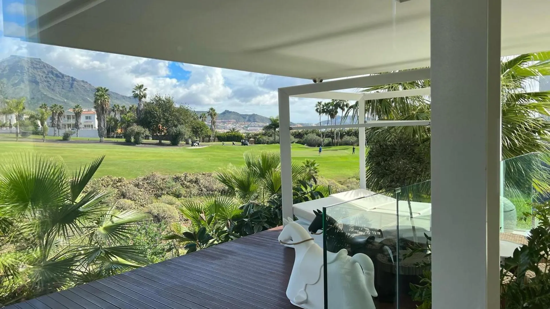 Luxury Villa Rebeka - Heated Pool And Jacuzzi Costa Adeje  Spain