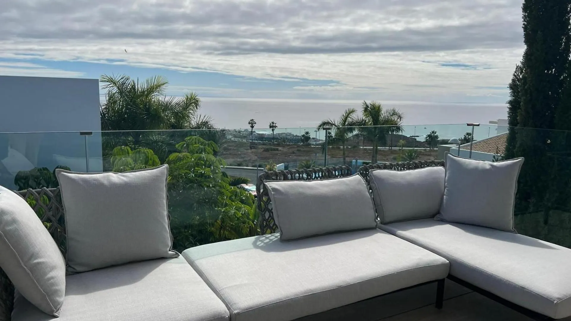 Luxury Villa Rebeka - Heated Pool And Jacuzzi Costa Adeje  0*, Costa Adeje (Tenerife) Spain